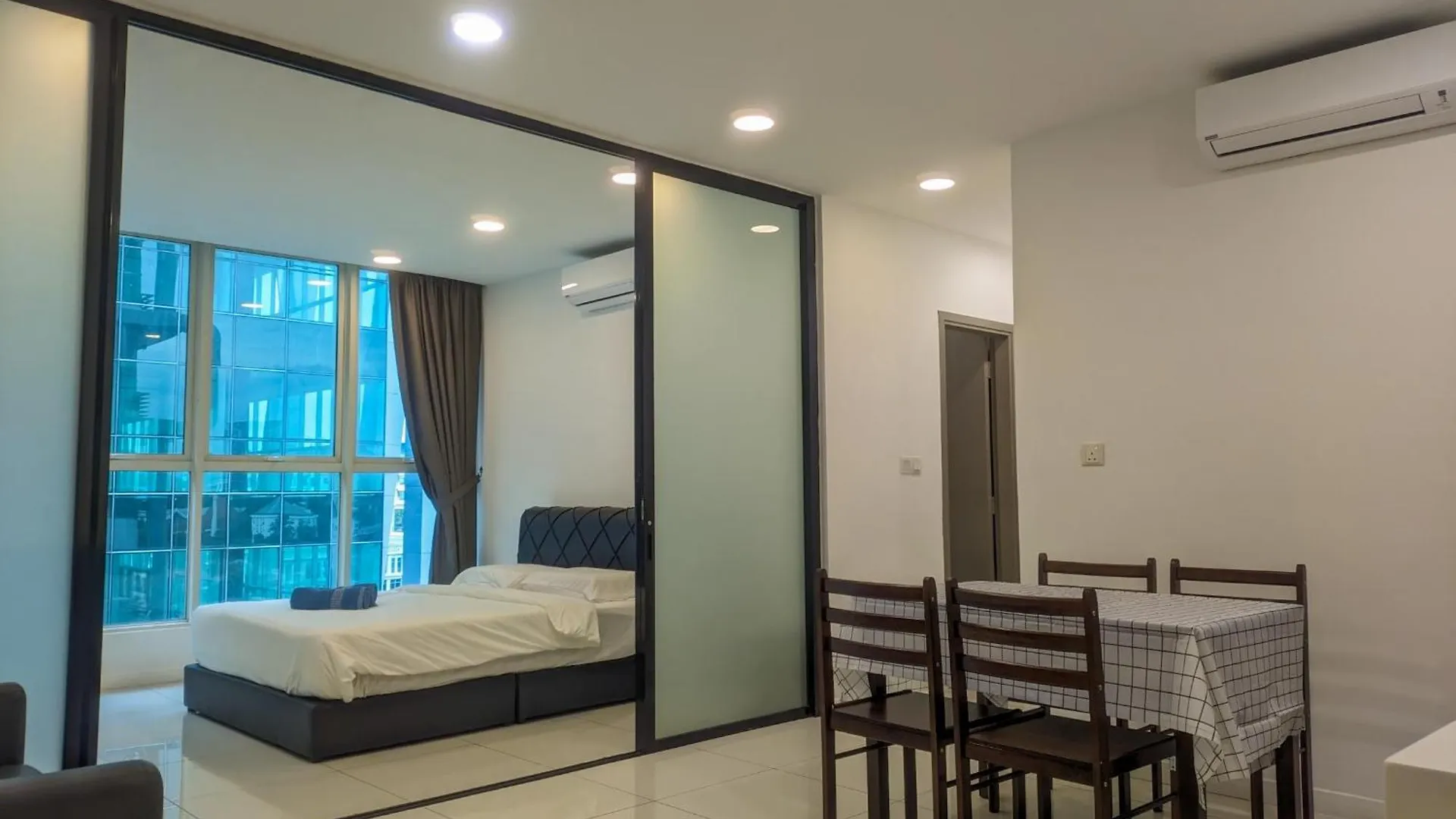 Jc Suites @ Sutera Avenue كوتا كينابالو شقة